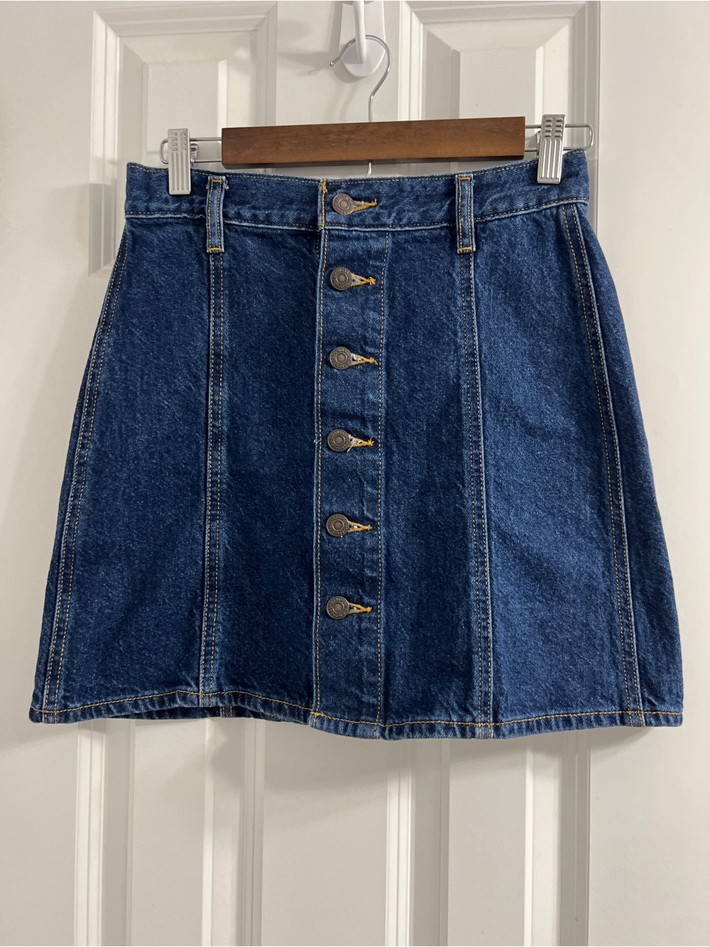 Levi's Dark Blue Button-Front A-Line Denim Skirt Size 26
